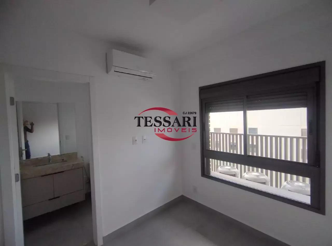 Apartamento com 3 quartos para aluguel, 98m² — foto 21 de 22