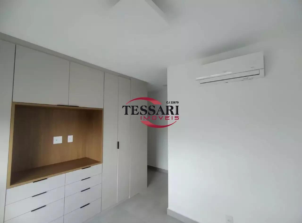 Apartamento com 3 quartos para aluguel, 98m² — foto 15 de 22