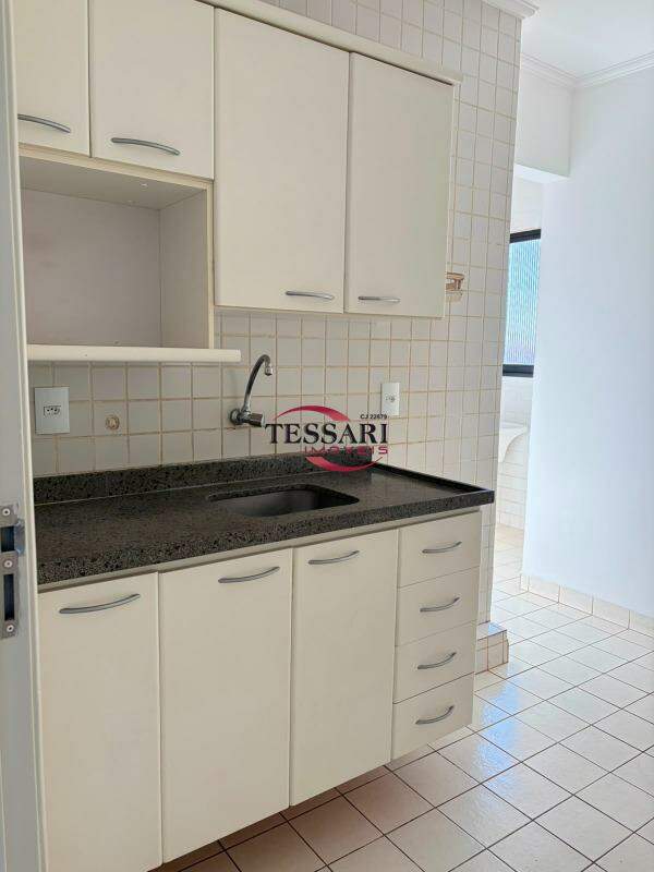 Apartamento com 2 quartos para aluguel, 80m² — foto 8 de 25