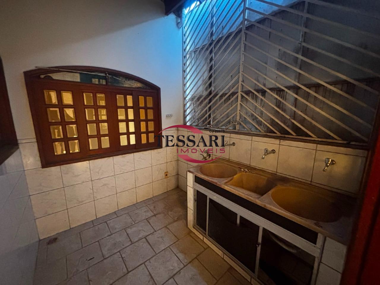Casa com 3 quartos para aluguel, 130m² — foto 15 de 16