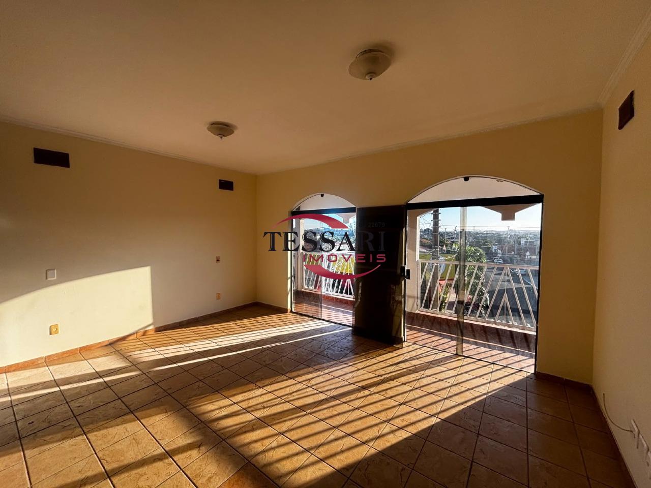 Casa com 3 quartos para aluguel, 130m² — foto 3 de 16