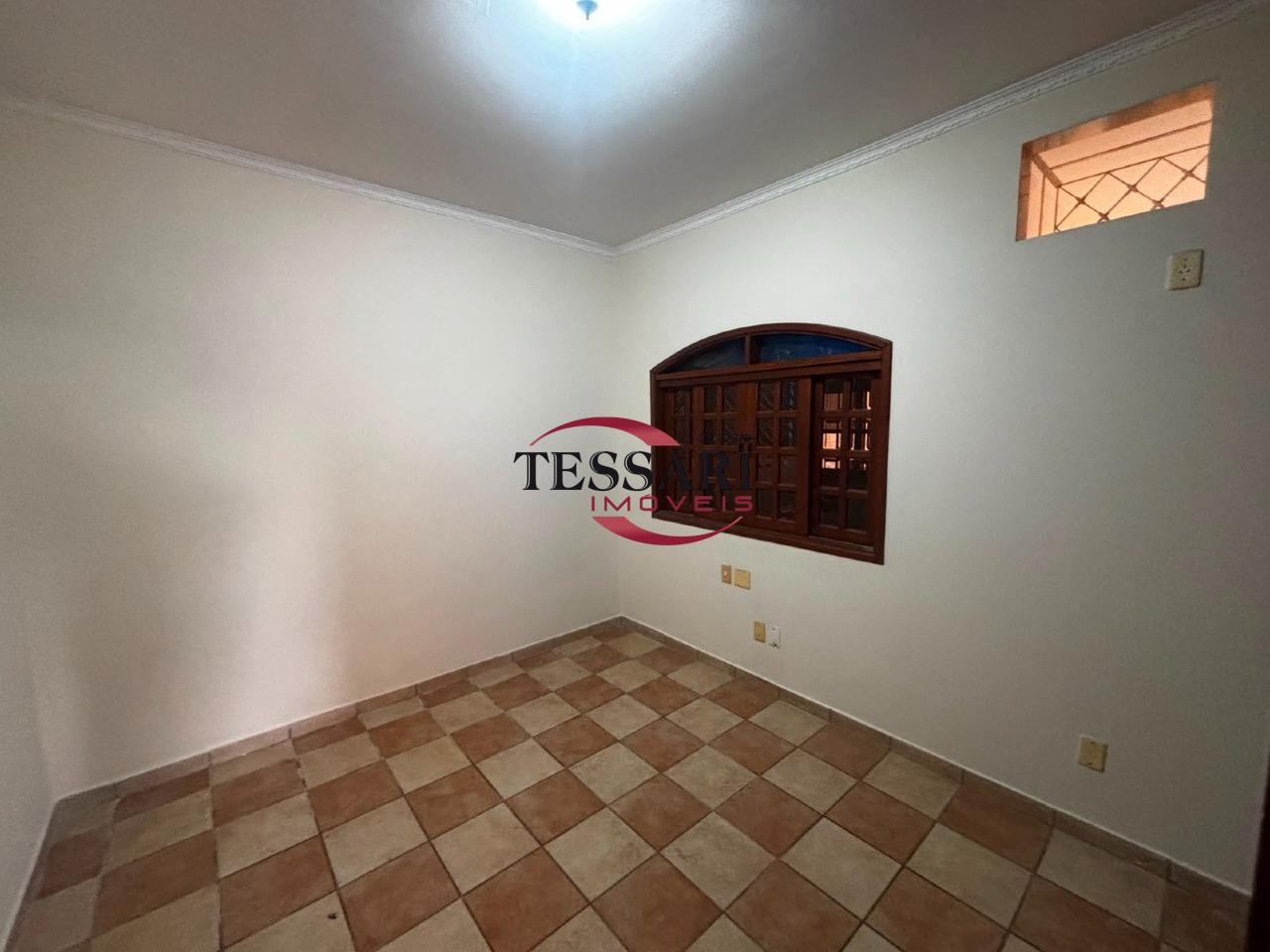 Casa com 3 quartos para aluguel, 130m² — foto 13 de 16