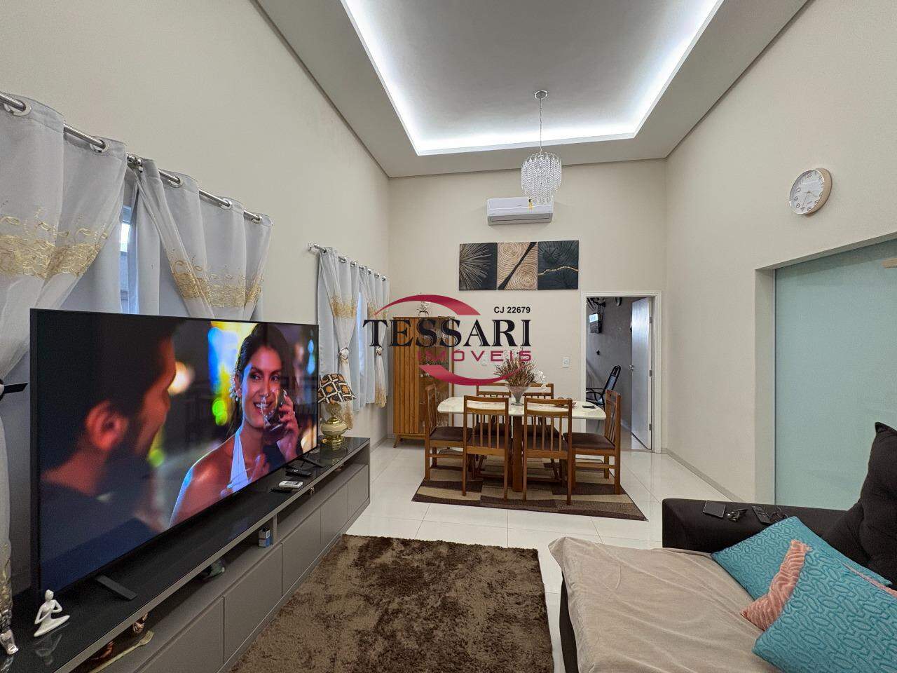 Casa de Condomínio com 3 quartos para aluguel, 165m² — foto 3 de 30