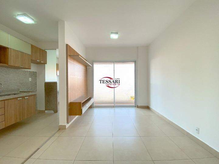 Apartamento com 2 quartos à venda, 65m² — foto 2 de 22