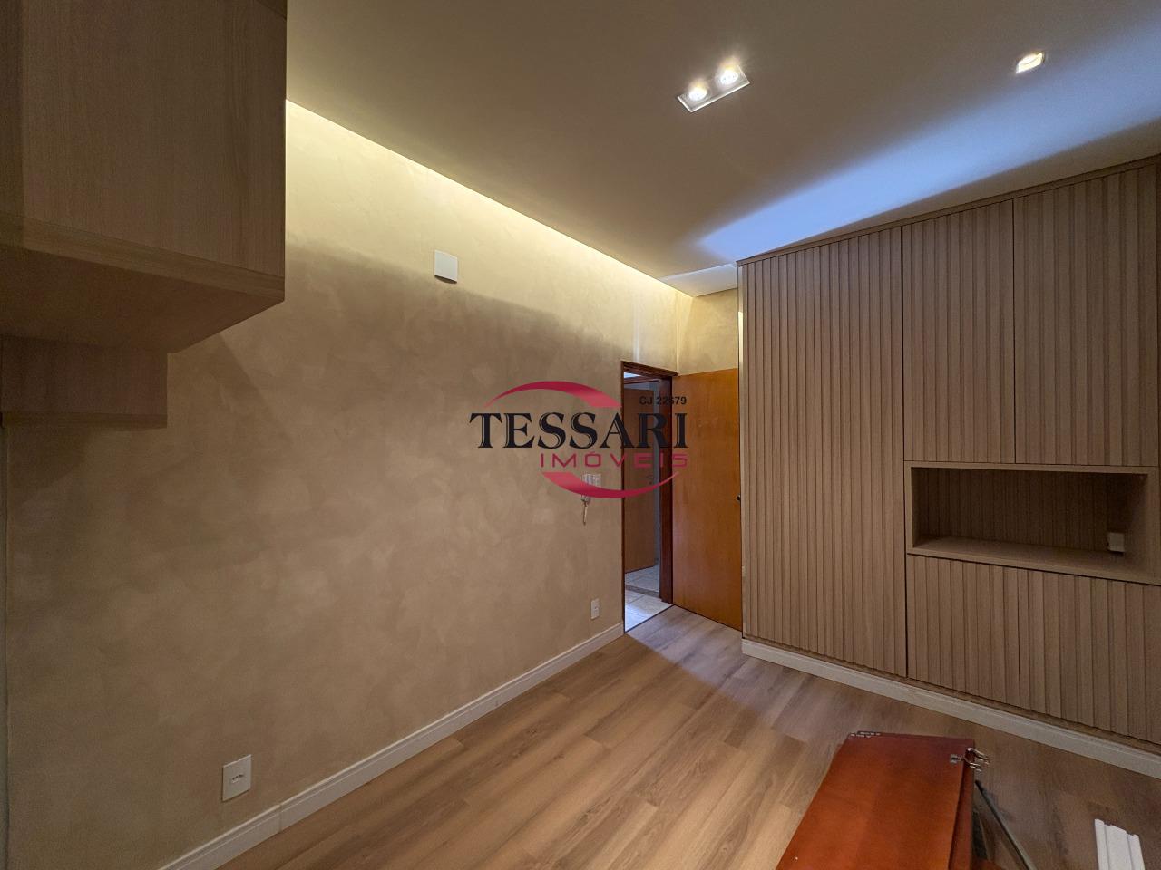 Casa com 3 quartos para aluguel, 306m² — foto 18 de 30