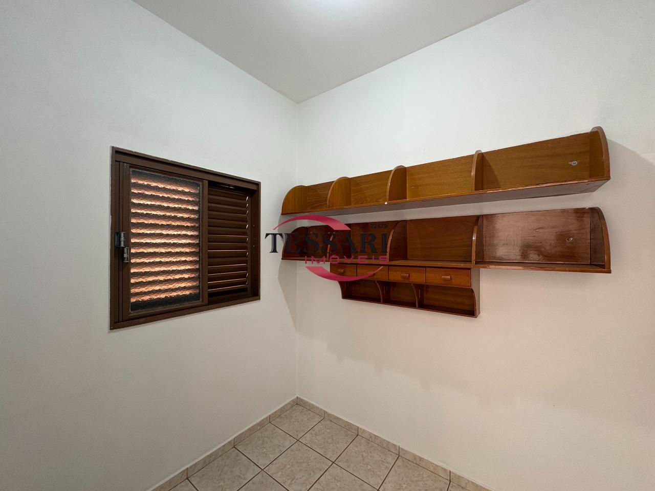 Casa com 3 quartos para aluguel, 306m² — foto 15 de 30