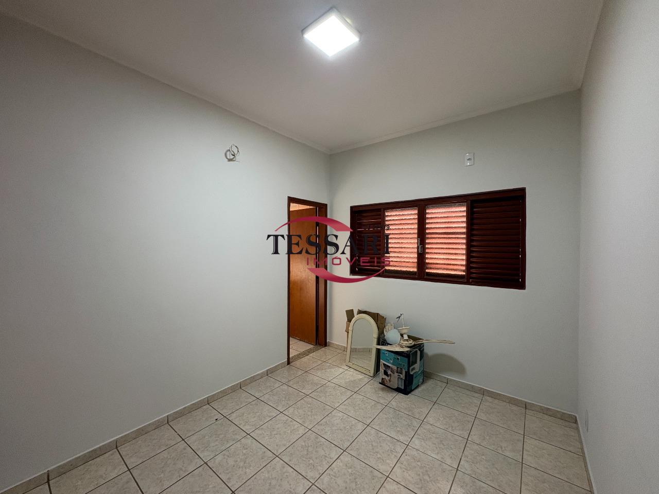 Casa com 3 quartos para aluguel, 306m² — foto 19 de 30