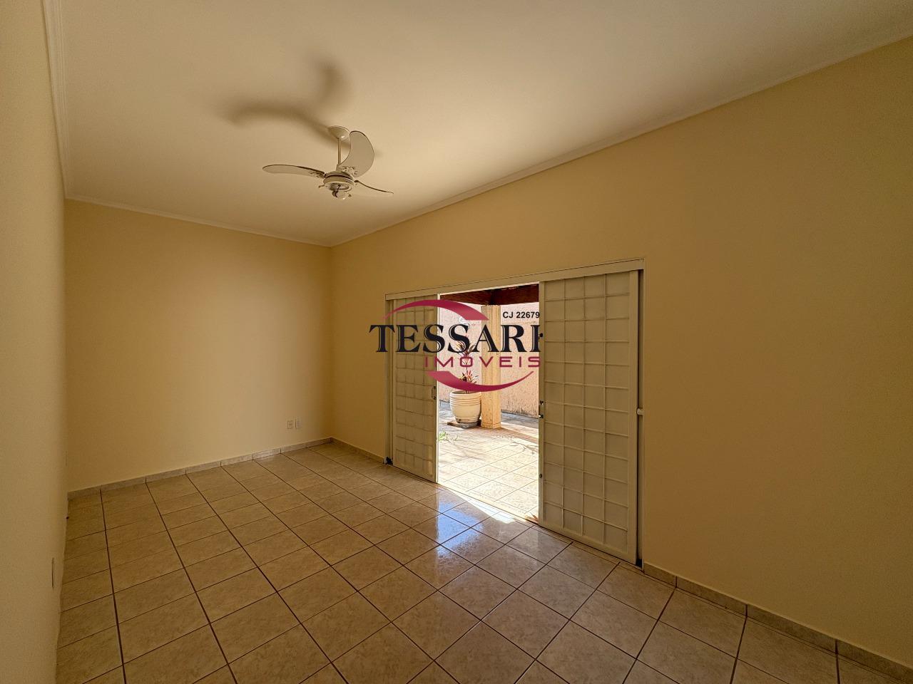 Casa com 3 quartos para aluguel, 306m² — foto 8 de 30