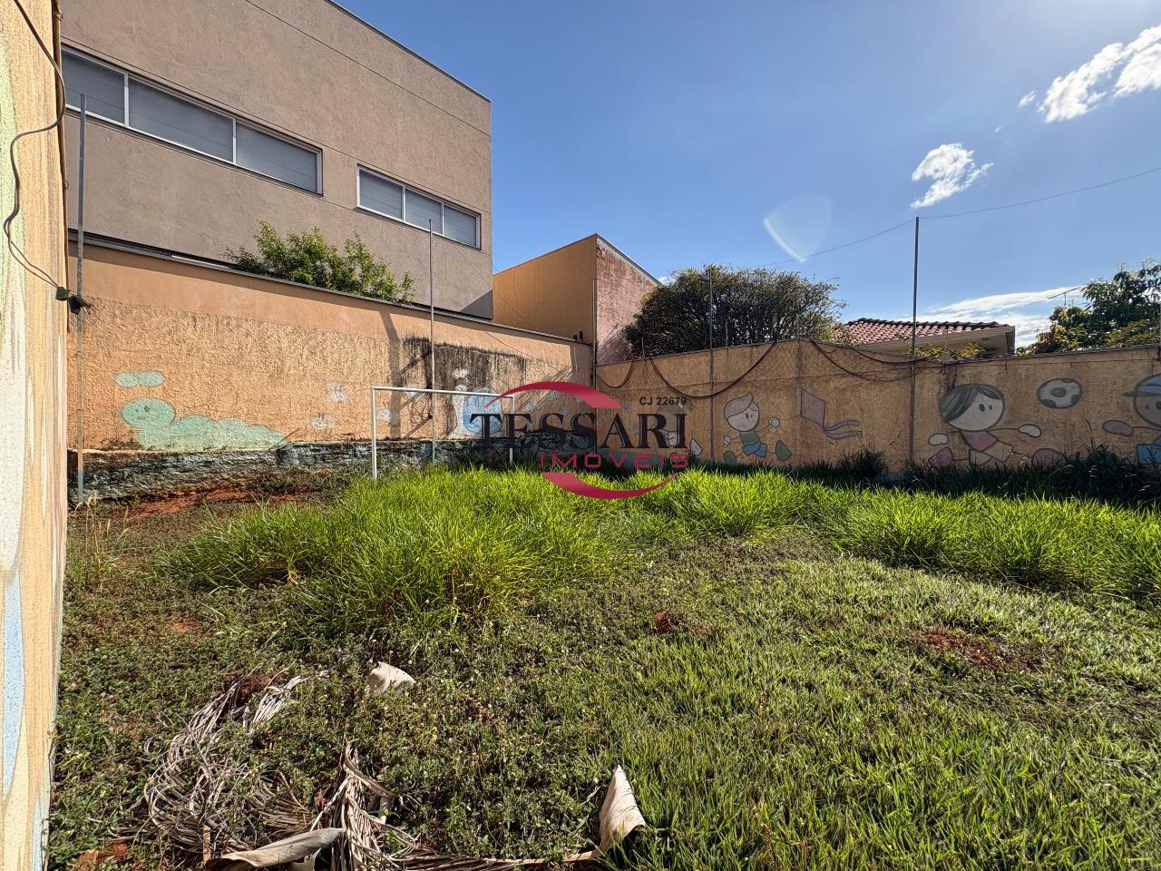 Casa com 3 quartos para aluguel, 306m² — foto 30 de 30
