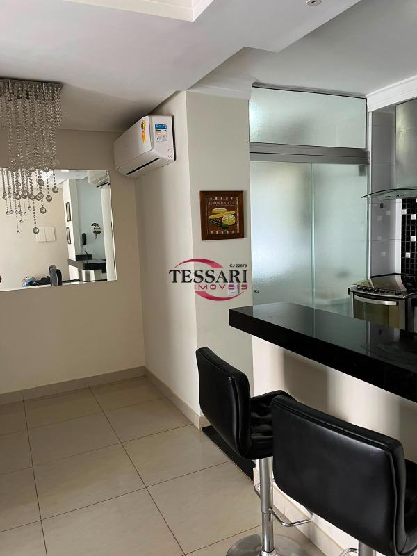 Apartamento com 3 quartos para aluguel, 83m² — foto 6 de 23