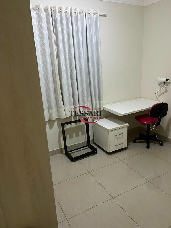 Apartamento com 3 quartos para aluguel, 83m² — foto 12 de 23