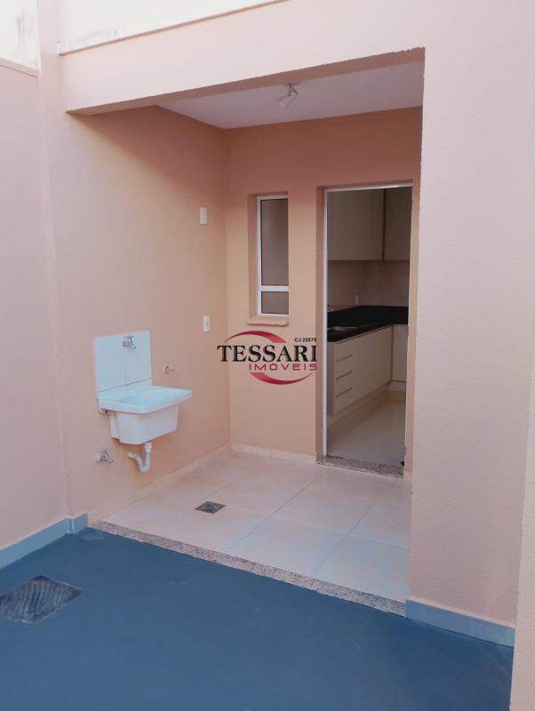 Casa de Condomínio com 4 quartos para aluguel, 125m² — foto 15 de 20