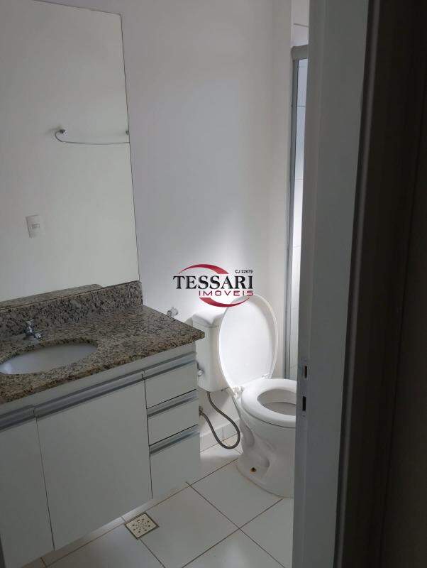 Casa de Condomínio com 4 quartos para aluguel, 125m² — foto 10 de 20