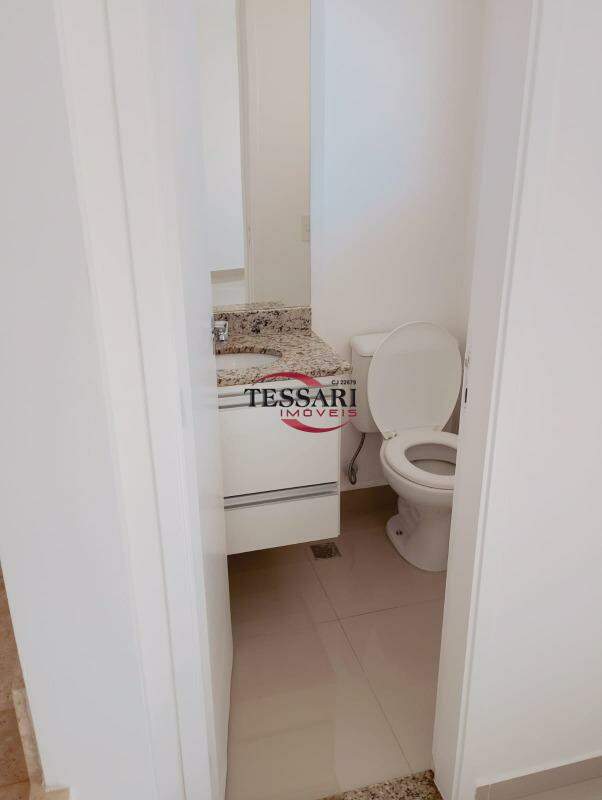Casa de Condomínio com 4 quartos para aluguel, 125m² — foto 8 de 20