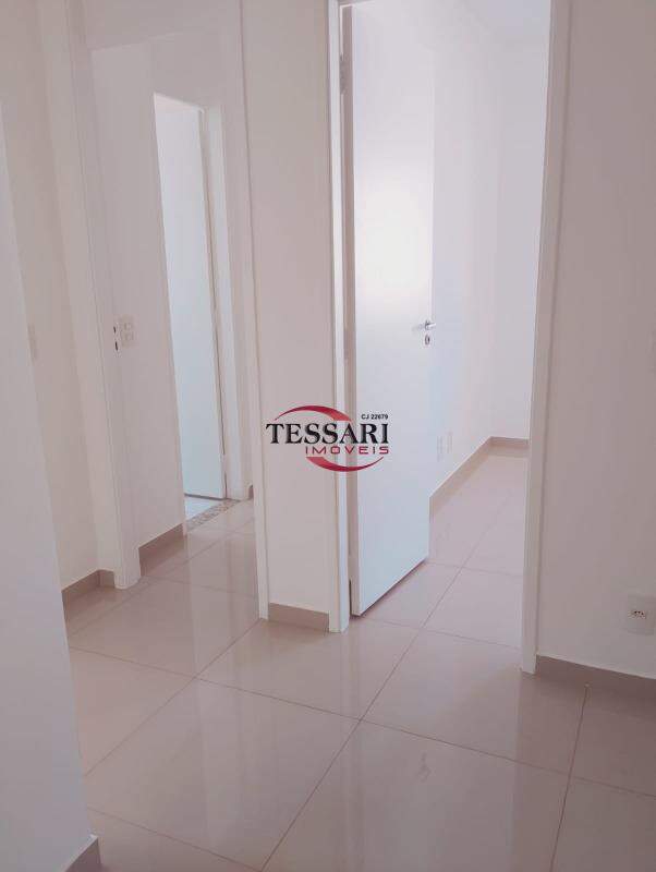 Casa de Condomínio com 4 quartos para aluguel, 125m² — foto 3 de 20