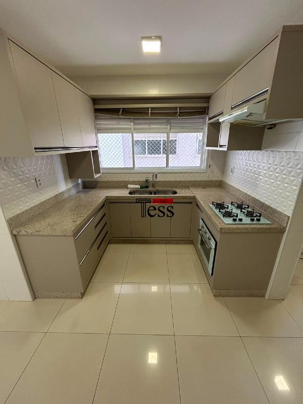 Apartamento com 3 quartos para aluguel, 147m² — foto 8 de 25