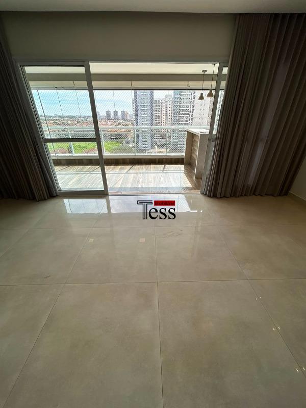 Apartamento com 3 quartos para aluguel, 147m² — foto 4 de 25