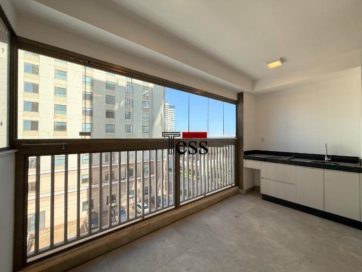 Apartamento com 3 quartos para aluguel, 98m² — foto 10 de 23