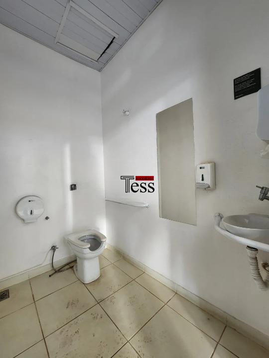 Loja / Salão / Ponto Comercial para aluguel, 400m² — foto 9 de 18