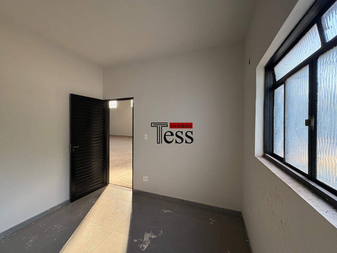 Loja / Salão / Ponto Comercial para aluguel, 270m² — foto 18 de 24
