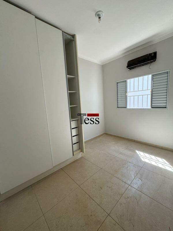 Casa com 3 quartos para aluguel, 95m² — foto 11 de 30