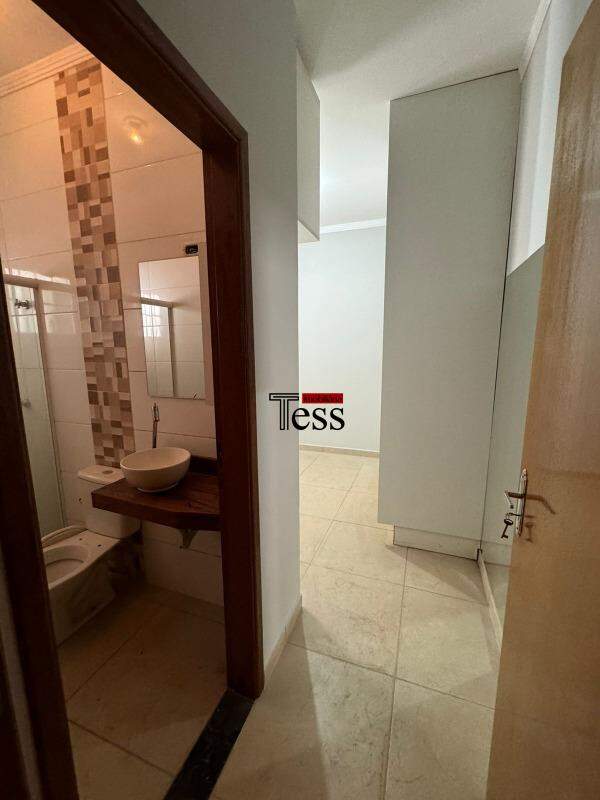 Casa com 3 quartos para aluguel, 95m² — foto 19 de 30