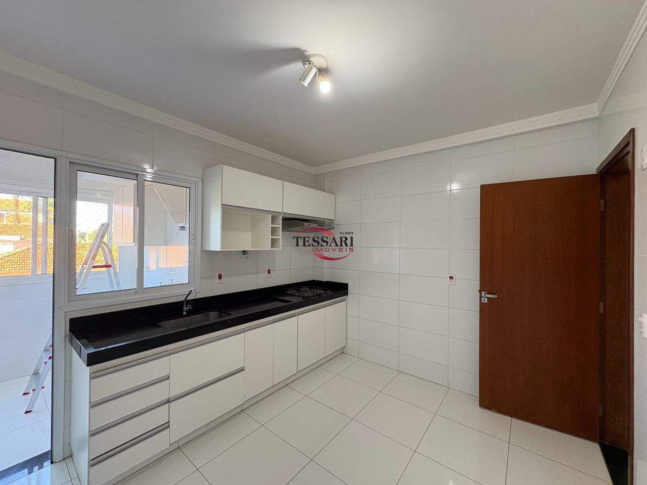 Apartamento com 2 quartos à venda, 80m² — foto 8 de 25