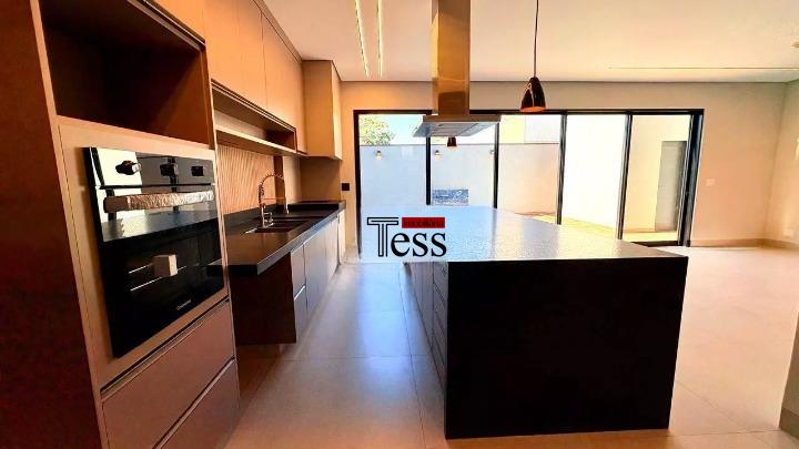 Casa de Condomínio com 3 quartos para aluguel, 294m² — foto 11 de 29
