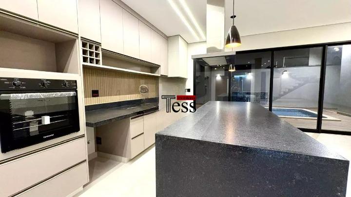 Casa de Condomínio com 3 quartos para aluguel, 294m² — foto 10 de 29