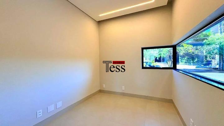 Casa de Condomínio com 3 quartos para aluguel, 294m² — foto 21 de 29