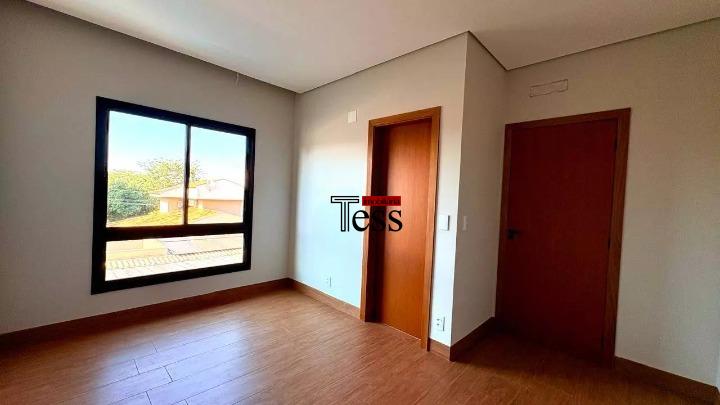 Casa de Condomínio com 3 quartos para aluguel, 294m² — foto 13 de 29