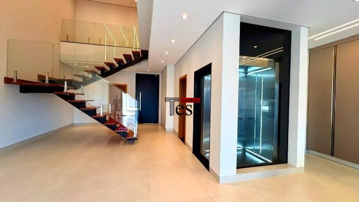 Casa de Condomínio com 3 quartos à venda, 294m² — foto 4 de 29