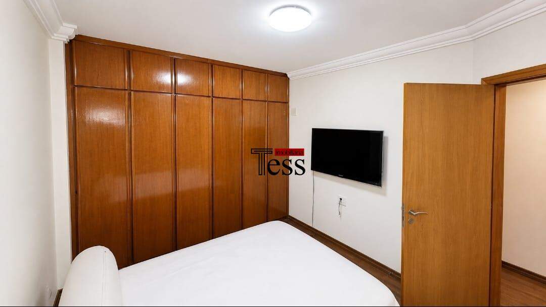 Apartamento com 3 quartos à venda, 135m² — foto 8 de 13
