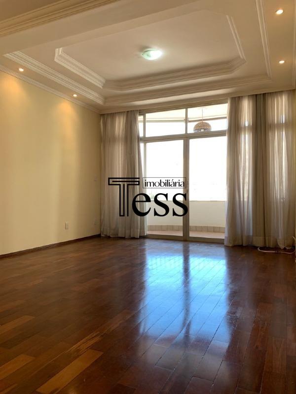 Apartamento com 3 quartos à venda, 185m² — foto 4 de 29