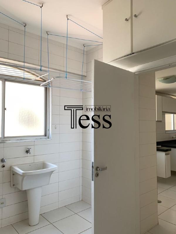 Apartamento com 3 quartos à venda, 185m² — foto 27 de 29