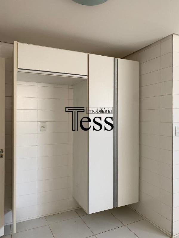 Apartamento com 3 quartos à venda, 185m² — foto 26 de 29