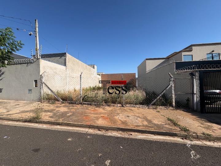 Terreno / Lote / Condomínio à venda, 200m² — foto 2 de 5