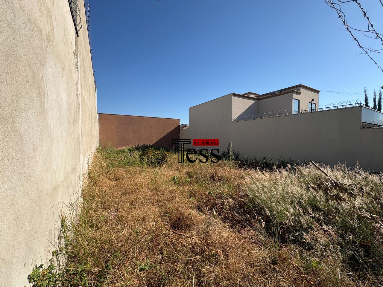 Terreno / Lote / Condomínio à venda, 200m² — foto 5 de 5