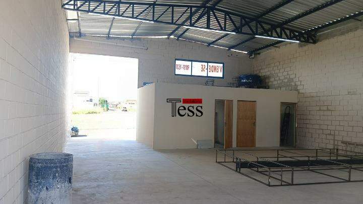 Loja / Salão / Ponto Comercial à venda, 165m² — foto 2 de 5
