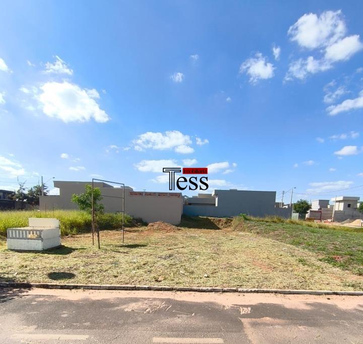 Terreno / Lote / Condomínio à venda, 296m² — foto 1 de 2