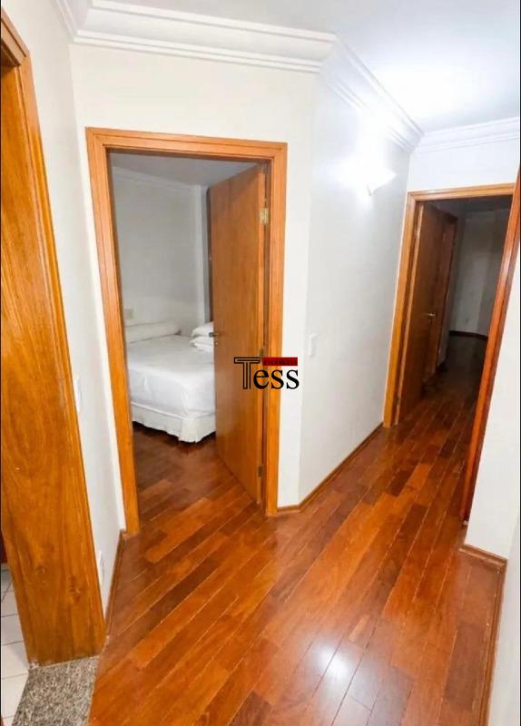 Apartamento com 4 quartos para aluguel, 135m² — foto 8 de 13