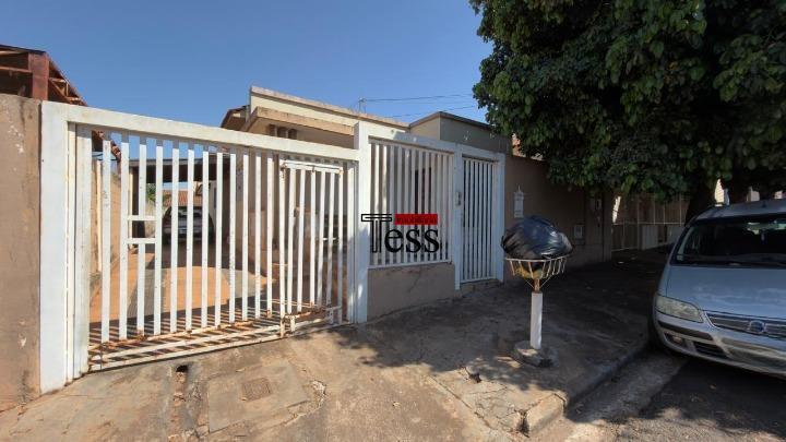 Casa com 3 quartos à venda, 280m² — foto 1 de 24