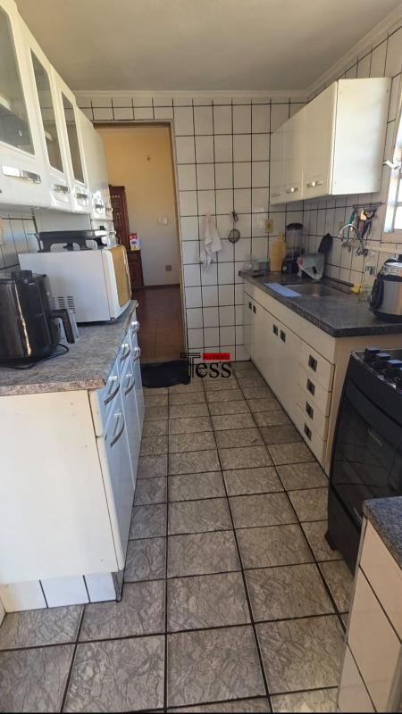 Casa com 3 quartos à venda, 280m² — foto 17 de 24