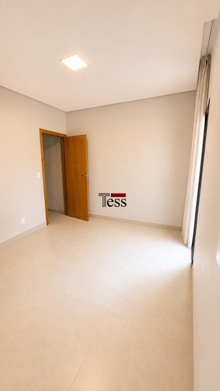 Casa de Condomínio com 3 quartos à venda, 170m² — foto 9 de 31