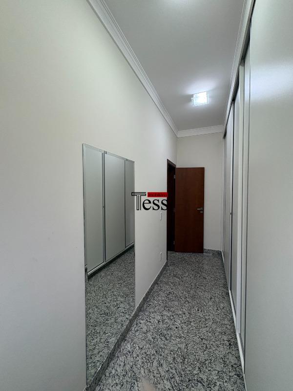 Casa de Condomínio com 3 quartos para aluguel, 190m² — foto 21 de 30