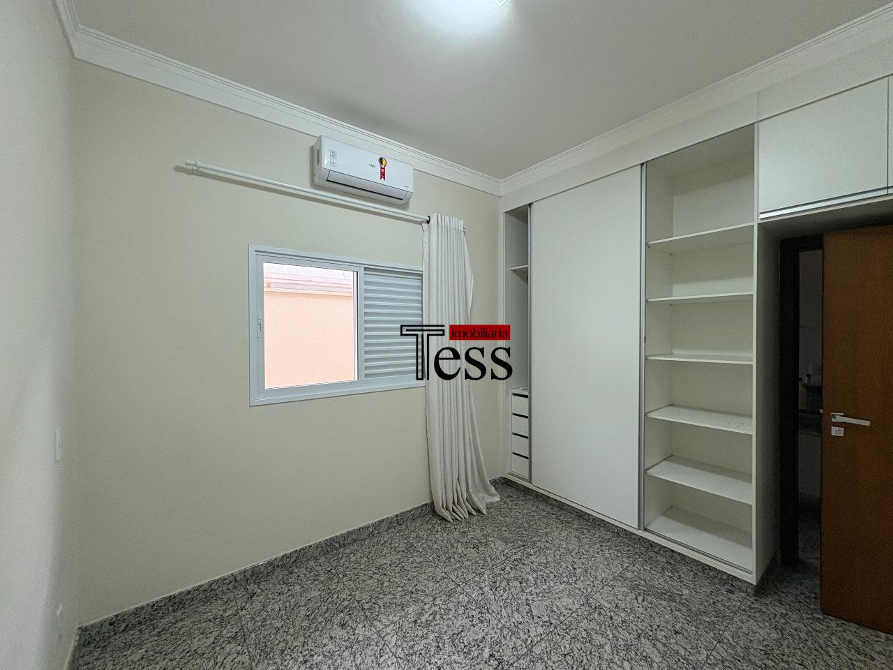 Casa de Condomínio com 3 quartos para aluguel, 190m² — foto 28 de 30