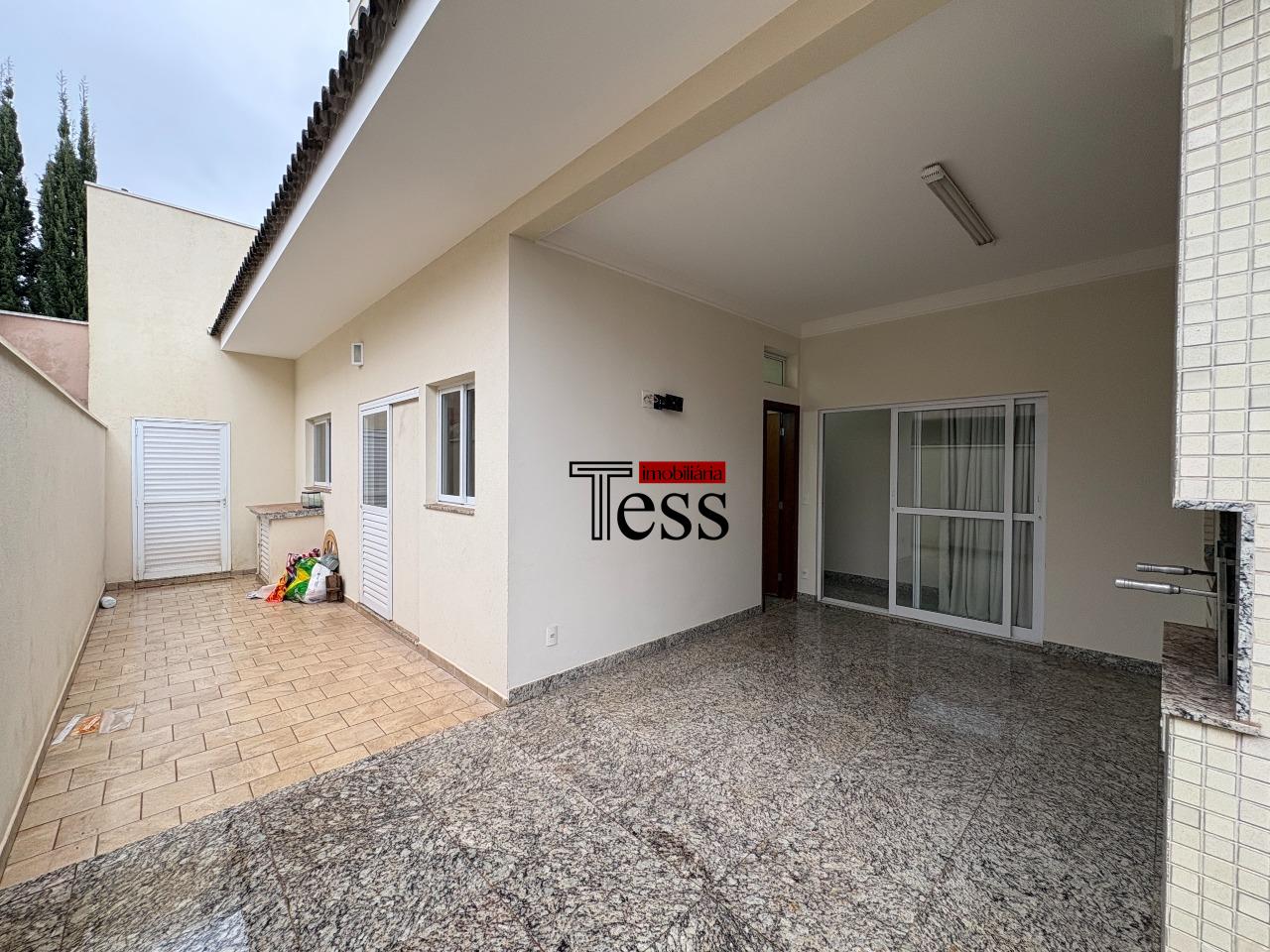 Casa de Condomínio com 3 quartos para aluguel, 190m² — foto 17 de 30