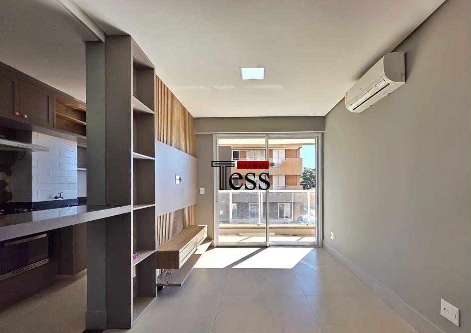 Apartamento com 2 quartos à venda, 78m² — foto 2 de 17