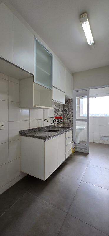 Apartamento com 2 quartos à venda, 76m² — foto 9 de 30