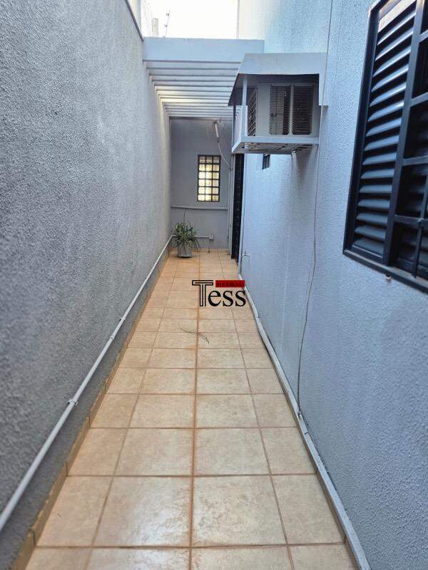 Casa com 5 quartos para aluguel, 386m² — foto 21 de 22